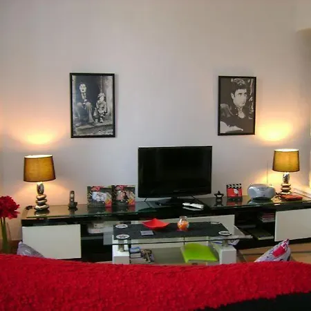 Sleeps 3 Wifi Cannes